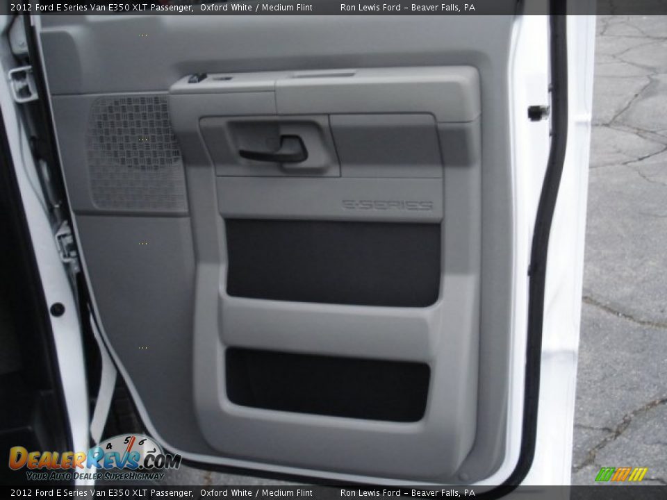2012 Ford E Series Van E350 XLT Passenger Oxford White / Medium Flint Photo #16
