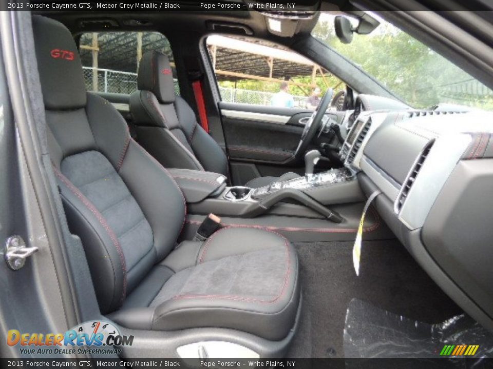 Black Interior - 2013 Porsche Cayenne GTS Photo #30