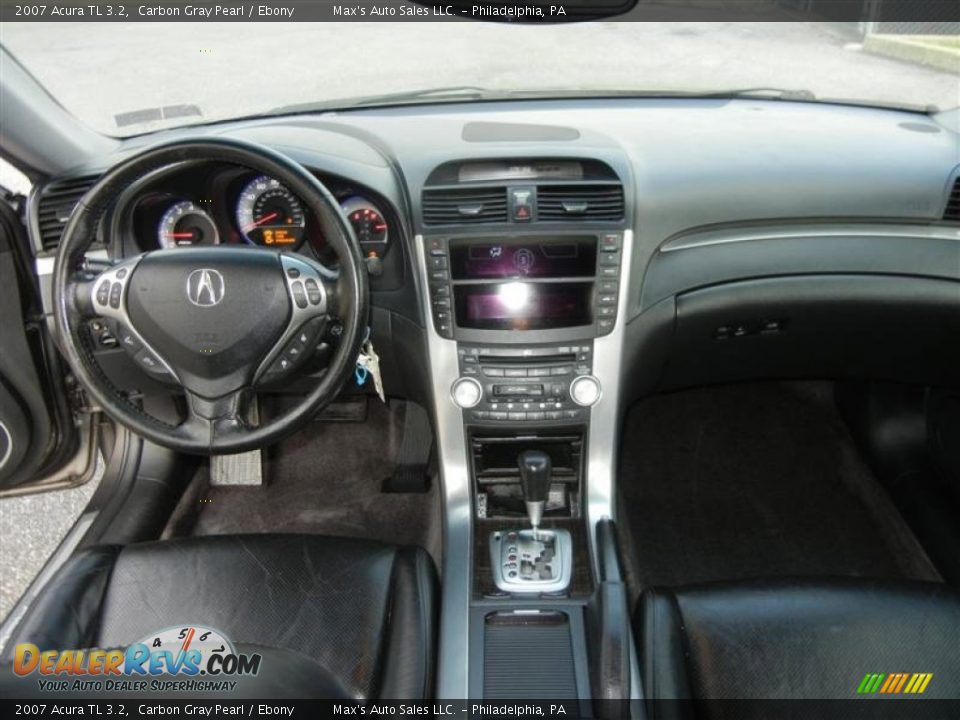 Dashboard of 2007 Acura TL 3.2 Photo #5