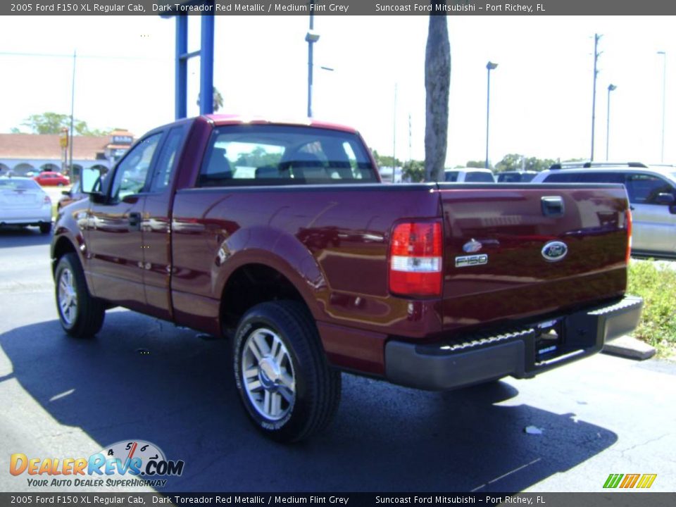 2005 Ford F150 XL Regular Cab Dark Toreador Red Metallic / Medium Flint Grey Photo #3