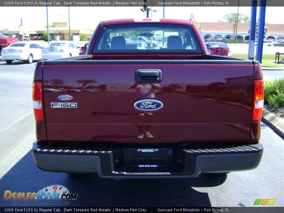 2005 Ford F150 XL Regular Cab Dark Toreador Red Metallic / Medium Flint Grey Photo #4