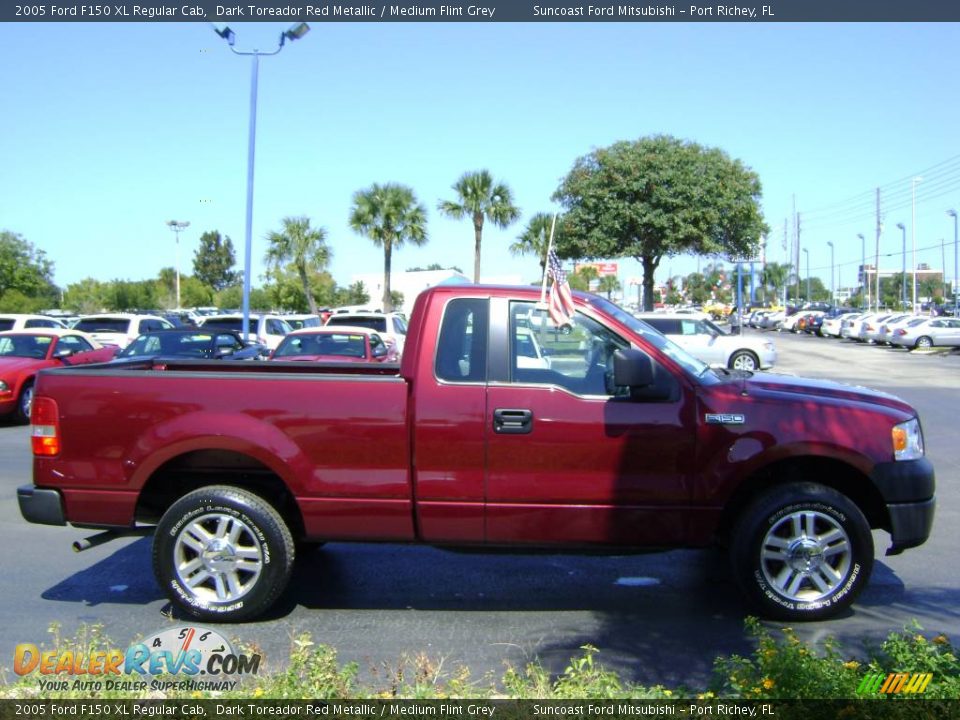 2005 Ford F150 XL Regular Cab Dark Toreador Red Metallic / Medium Flint Grey Photo #6