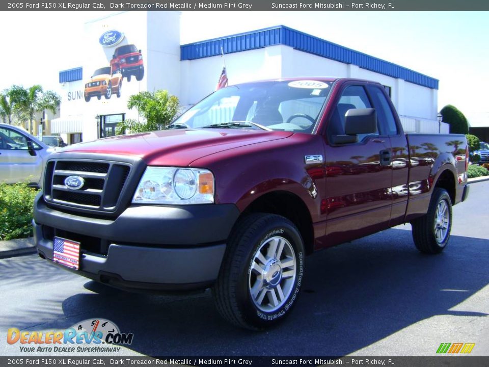 2005 Ford F150 XL Regular Cab Dark Toreador Red Metallic / Medium Flint Grey Photo #7