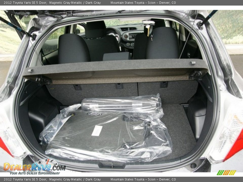 2012 Toyota Yaris SE 5 Door Magnetic Gray Metallic / Dark Gray Photo #8
