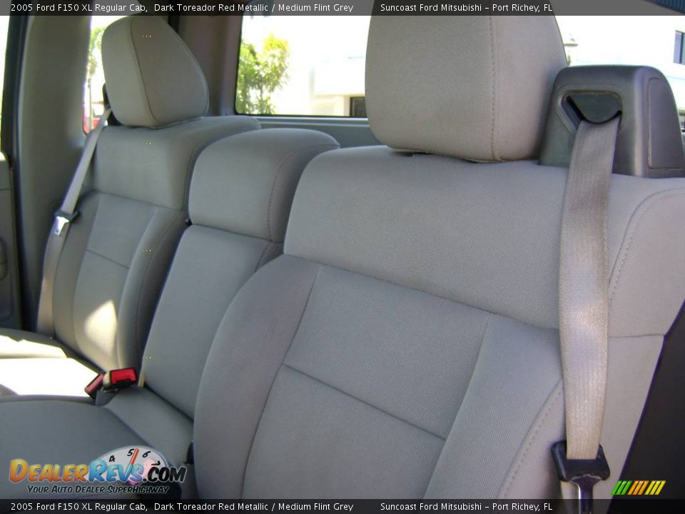 2005 Ford F150 XL Regular Cab Dark Toreador Red Metallic / Medium Flint Grey Photo #16