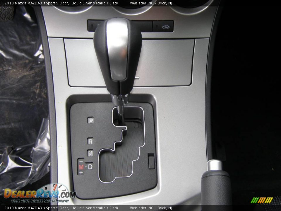 2010 Mazda MAZDA3 s Sport 5 Door Liquid Silver Metallic / Black Photo #9