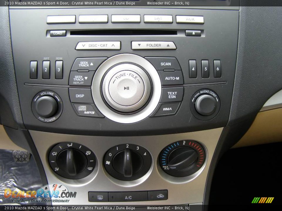 2010 Mazda MAZDA3 s Sport 4 Door Crystal White Pearl Mica / Dune Beige Photo #8