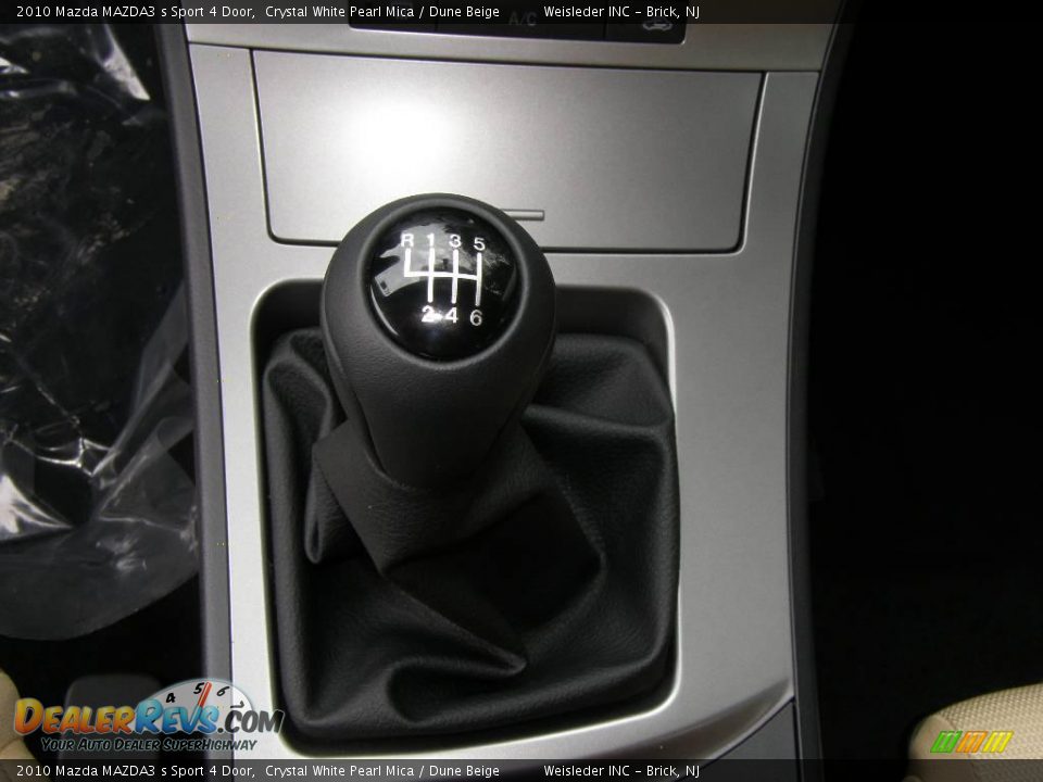 2010 Mazda MAZDA3 s Sport 4 Door Crystal White Pearl Mica / Dune Beige Photo #9