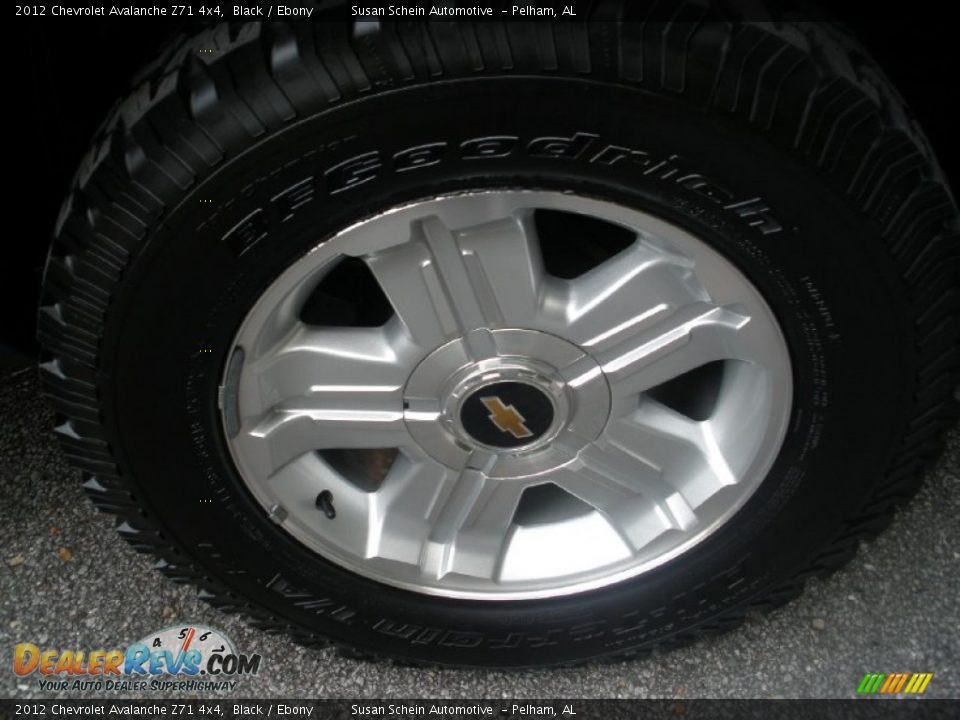2012 Chevrolet Avalanche Z71 4x4 Black / Ebony Photo #17