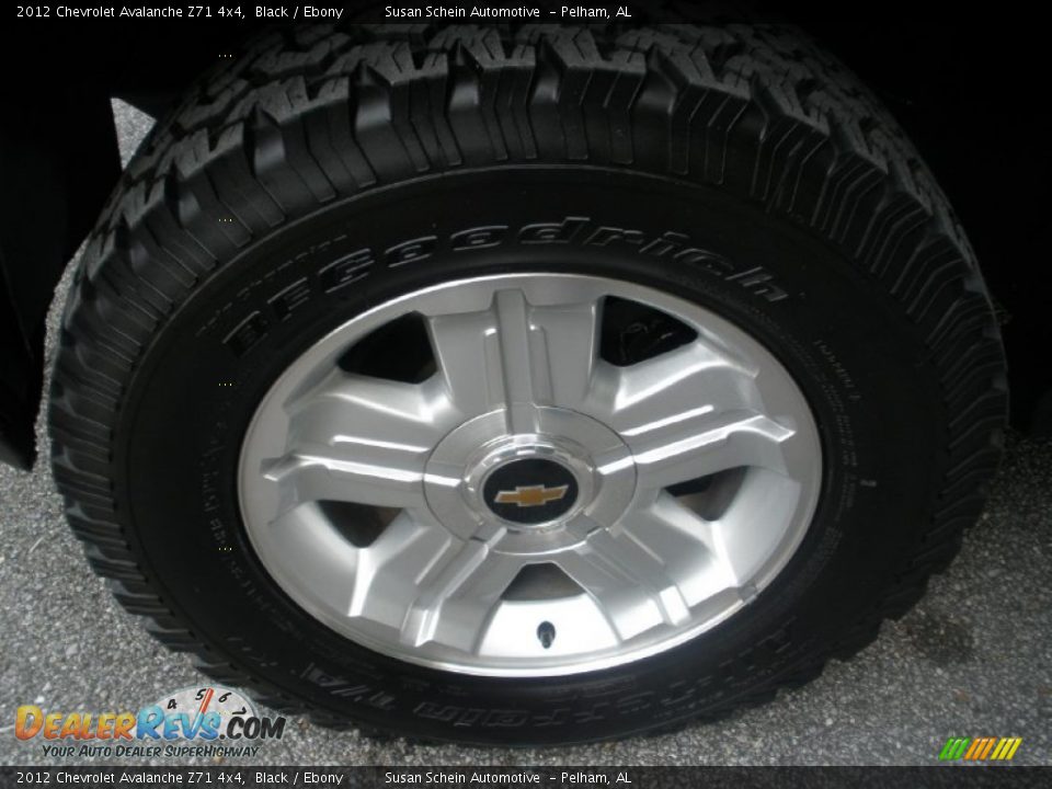 2012 Chevrolet Avalanche Z71 4x4 Black / Ebony Photo #18