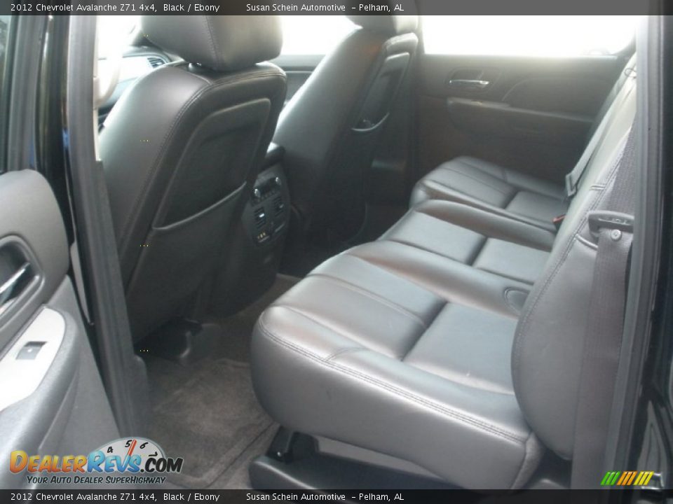 2012 Chevrolet Avalanche Z71 4x4 Black / Ebony Photo #22