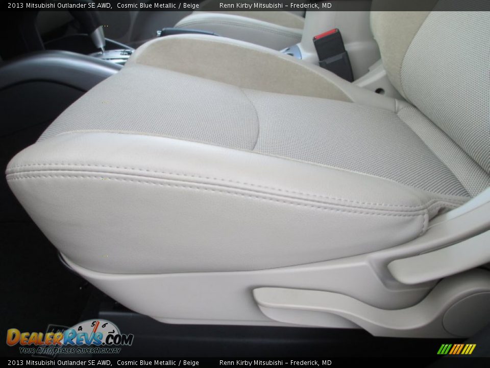 2013 Mitsubishi Outlander SE AWD Cosmic Blue Metallic / Beige Photo #12