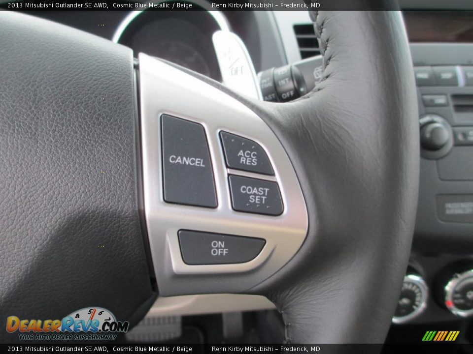 Controls of 2013 Mitsubishi Outlander SE AWD Photo #14