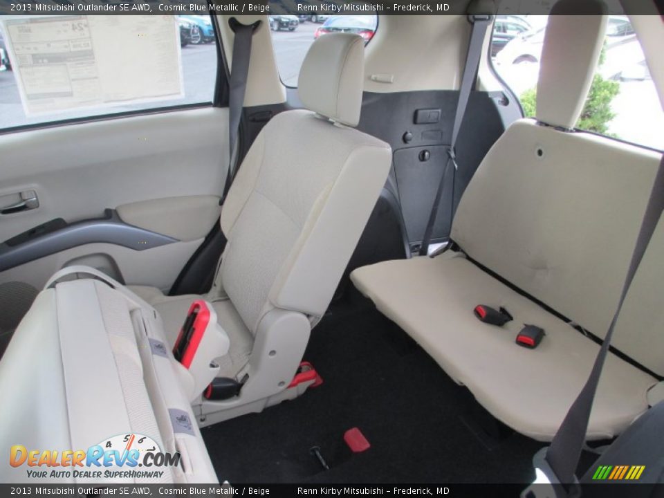 Beige Interior - 2013 Mitsubishi Outlander SE AWD Photo #27