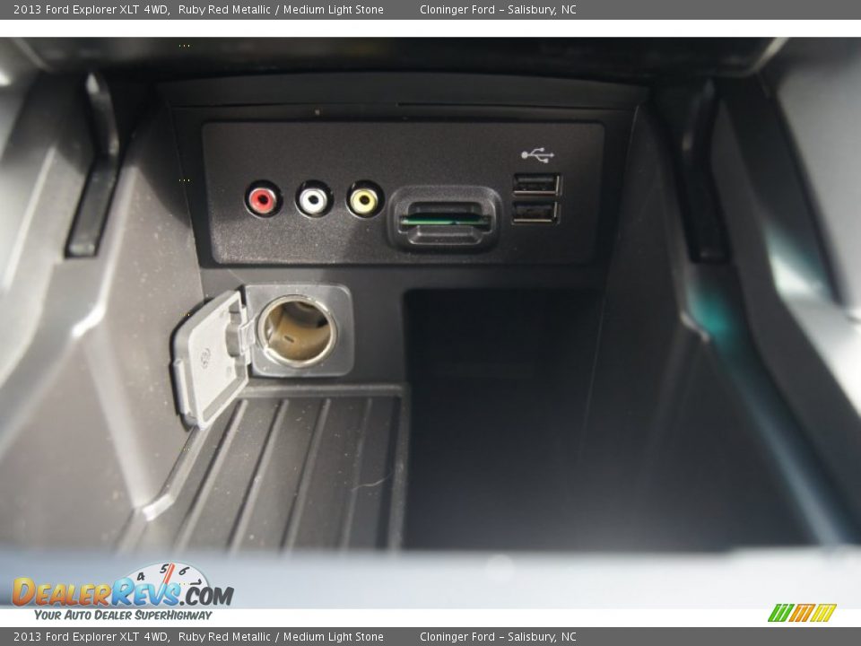 2013 Ford Explorer XLT 4WD Ruby Red Metallic / Medium Light Stone Photo #33