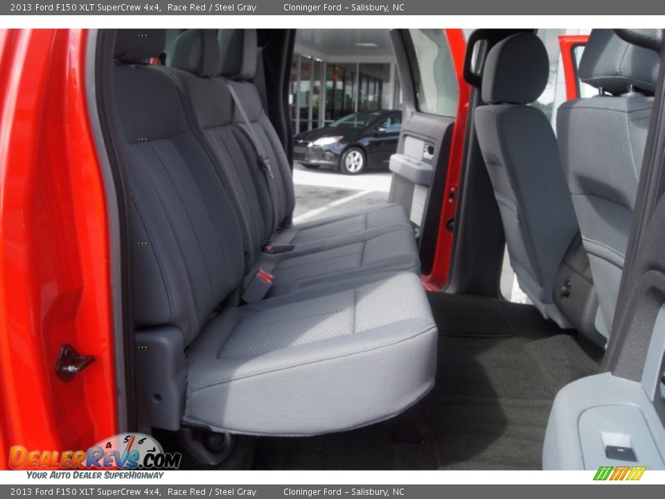 2013 Ford F150 XLT SuperCrew 4x4 Race Red / Steel Gray Photo #12