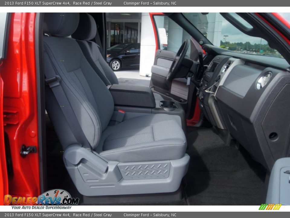 2013 Ford F150 XLT SuperCrew 4x4 Race Red / Steel Gray Photo #13