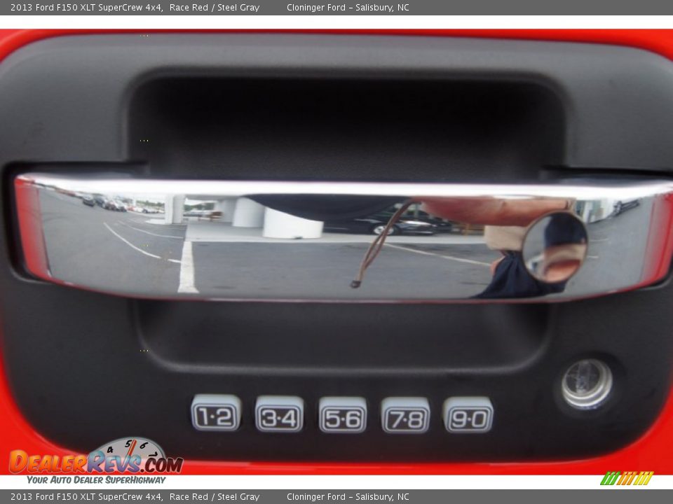 2013 Ford F150 XLT SuperCrew 4x4 Race Red / Steel Gray Photo #26