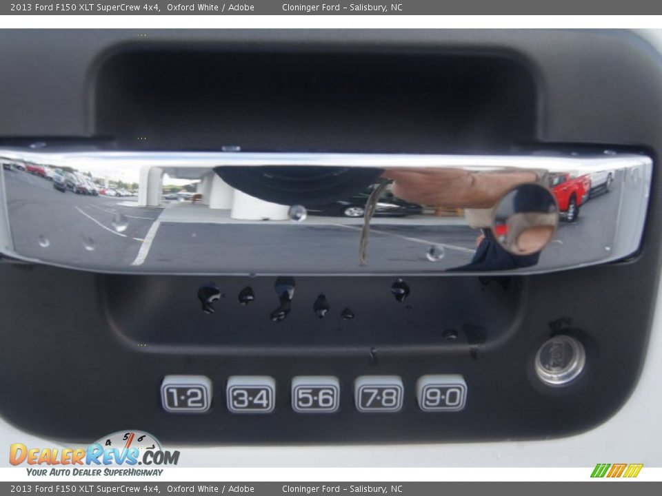 2013 Ford F150 XLT SuperCrew 4x4 Oxford White / Adobe Photo #26