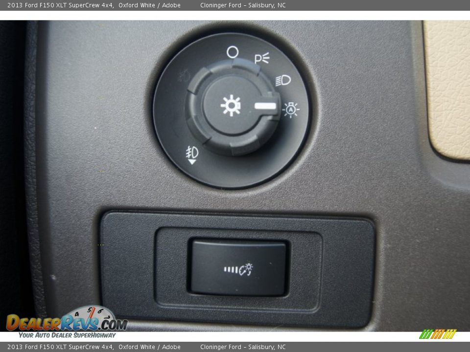 2013 Ford F150 XLT SuperCrew 4x4 Oxford White / Adobe Photo #27