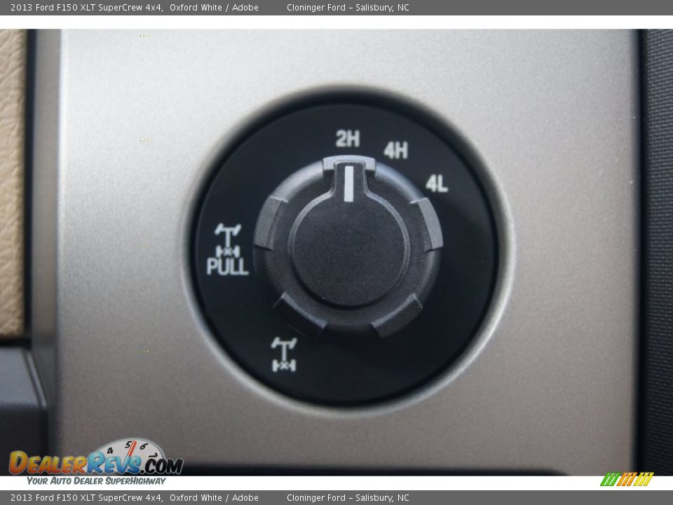 2013 Ford F150 XLT SuperCrew 4x4 Oxford White / Adobe Photo #32