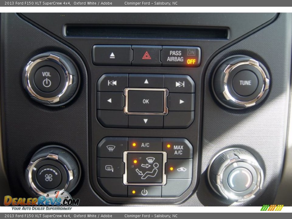 2013 Ford F150 XLT SuperCrew 4x4 Oxford White / Adobe Photo #34