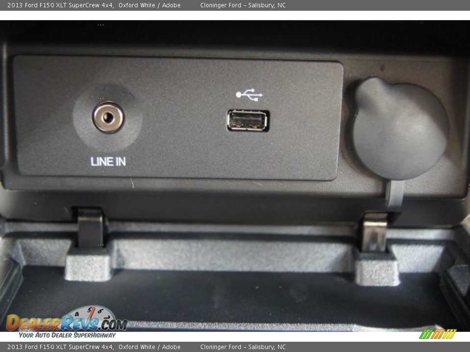 2013 Ford F150 XLT SuperCrew 4x4 Oxford White / Adobe Photo #36