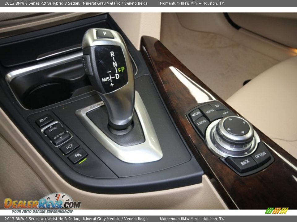 2013 BMW 3 Series ActiveHybrid 3 Sedan Shifter Photo #19