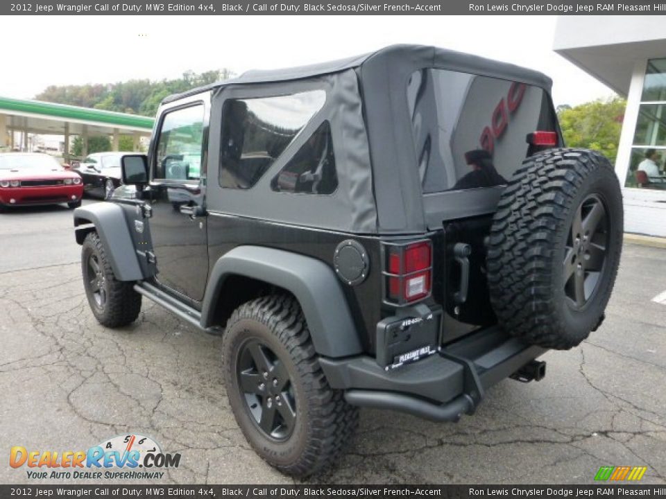 2012 Jeep Wrangler Call of Duty: MW3 Edition 4x4 Black / Call of Duty: Black Sedosa/Silver French-Accent Photo #3