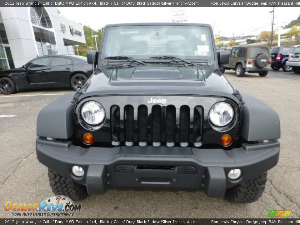 2012 Jeep Wrangler Call of Duty: MW3 Edition 4x4 Black / Call of Duty: Black Sedosa/Silver French-Accent Photo #8