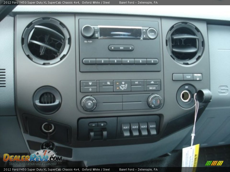 Controls of 2012 Ford F450 Super Duty XL SuperCab Chassis 4x4 Photo #17