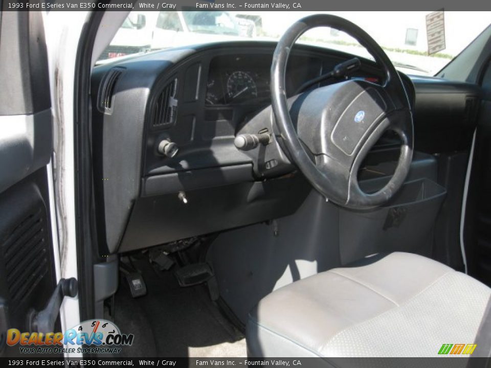 1993 Ford E Series Van E350 Commercial White / Gray Photo #10