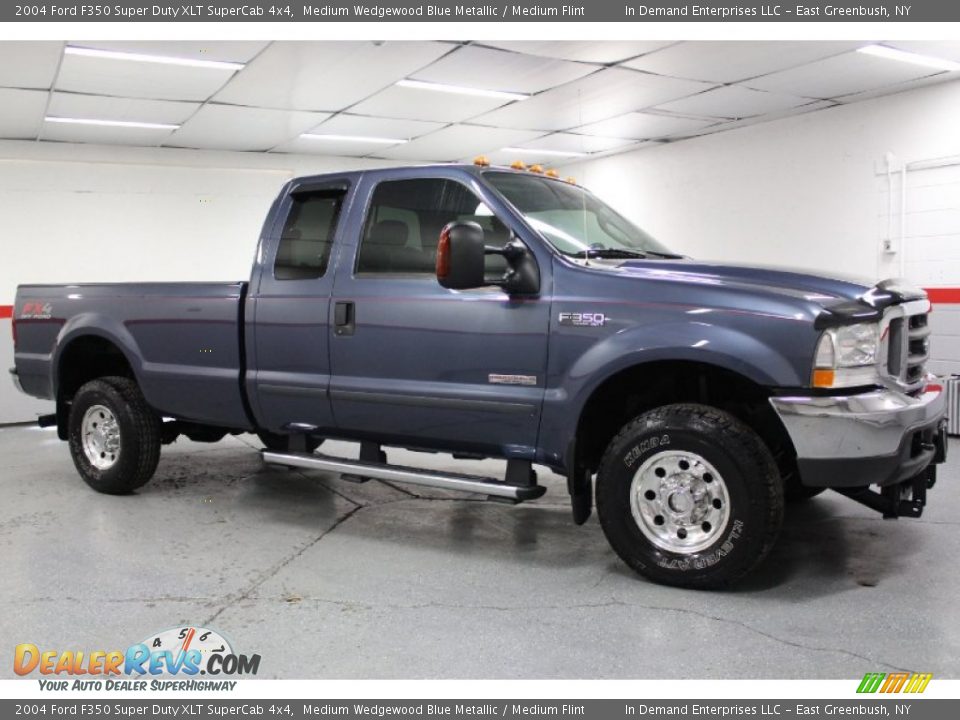 Medium Wedgewood Blue Metallic 2004 Ford F350 Super Duty XLT SuperCab 4x4 Photo #1