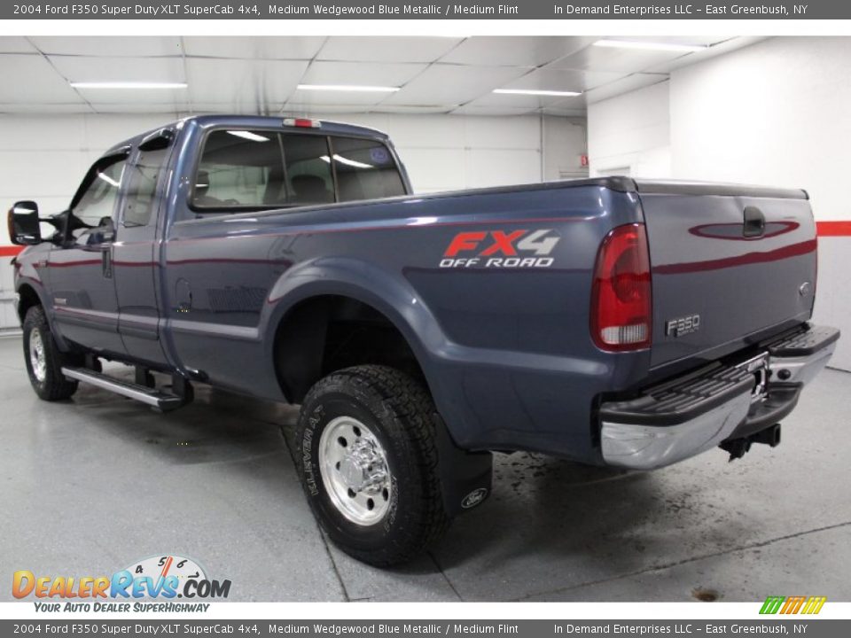 2004 Ford F350 Super Duty XLT SuperCab 4x4 Medium Wedgewood Blue Metallic / Medium Flint Photo #14