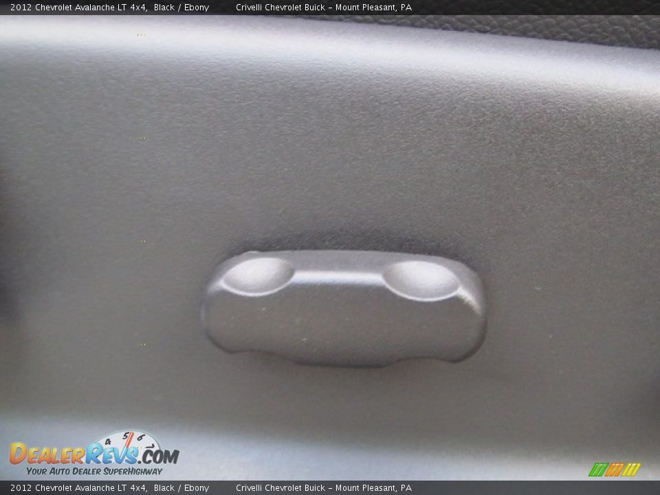 2012 Chevrolet Avalanche LT 4x4 Black / Ebony Photo #28