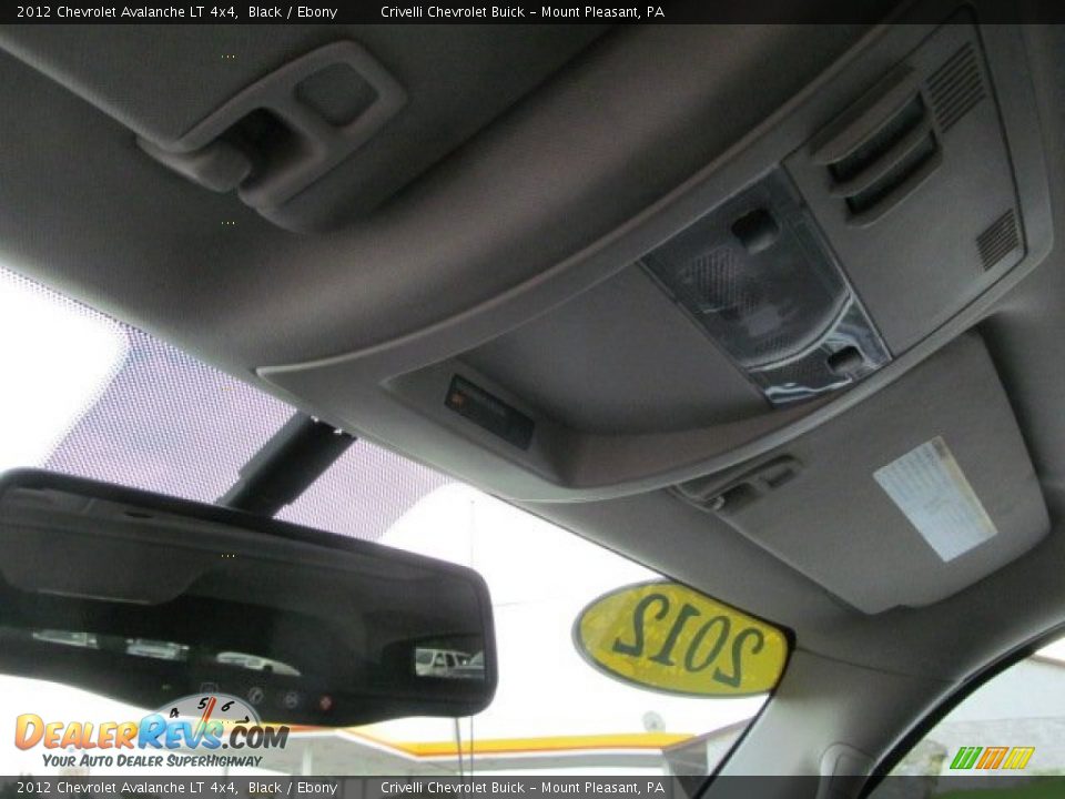 2012 Chevrolet Avalanche LT 4x4 Black / Ebony Photo #33