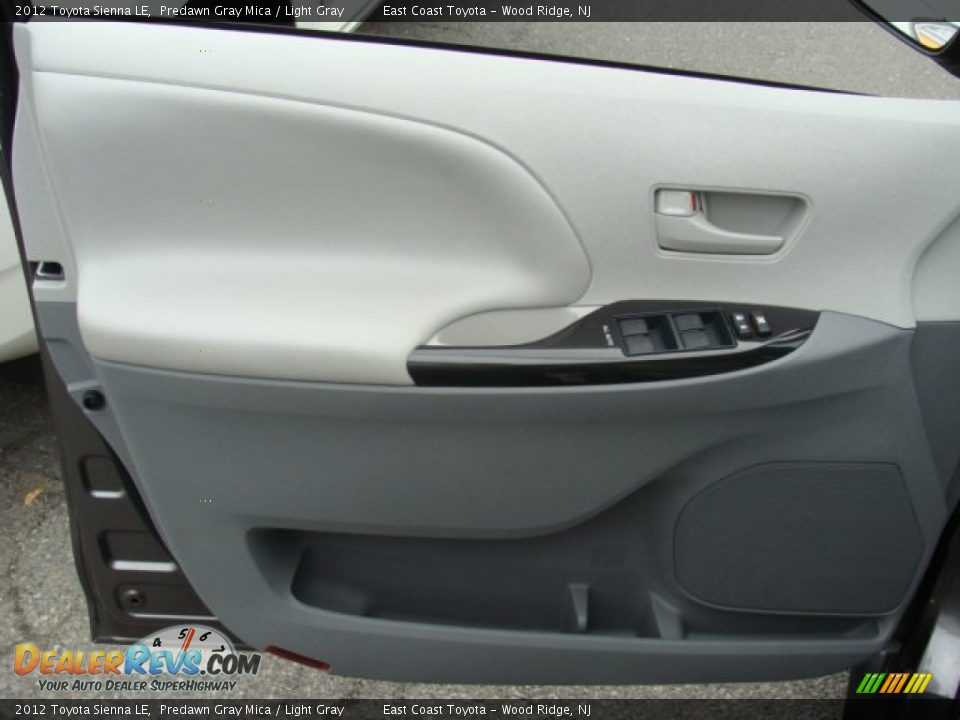 2012 Toyota Sienna LE Predawn Gray Mica / Light Gray Photo #6