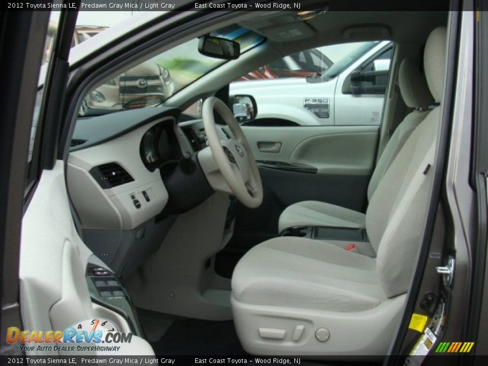 2012 Toyota Sienna LE Predawn Gray Mica / Light Gray Photo #7