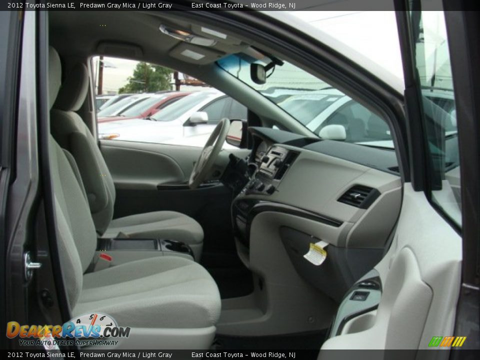 2012 Toyota Sienna LE Predawn Gray Mica / Light Gray Photo #8