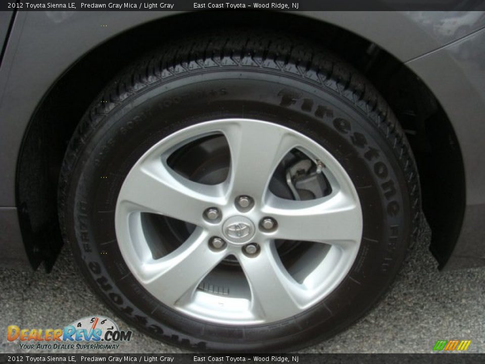 2012 Toyota Sienna LE Predawn Gray Mica / Light Gray Photo #14