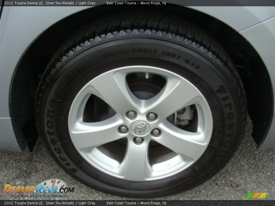 2012 Toyota Sienna LE Silver Sky Metallic / Light Gray Photo #14