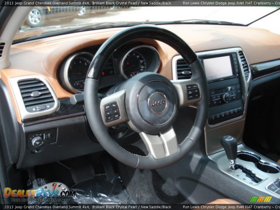 2013 Jeep Grand Cherokee Overland Summit 4x4 Brilliant Black Crystal Pearl / New Saddle/Black Photo #10