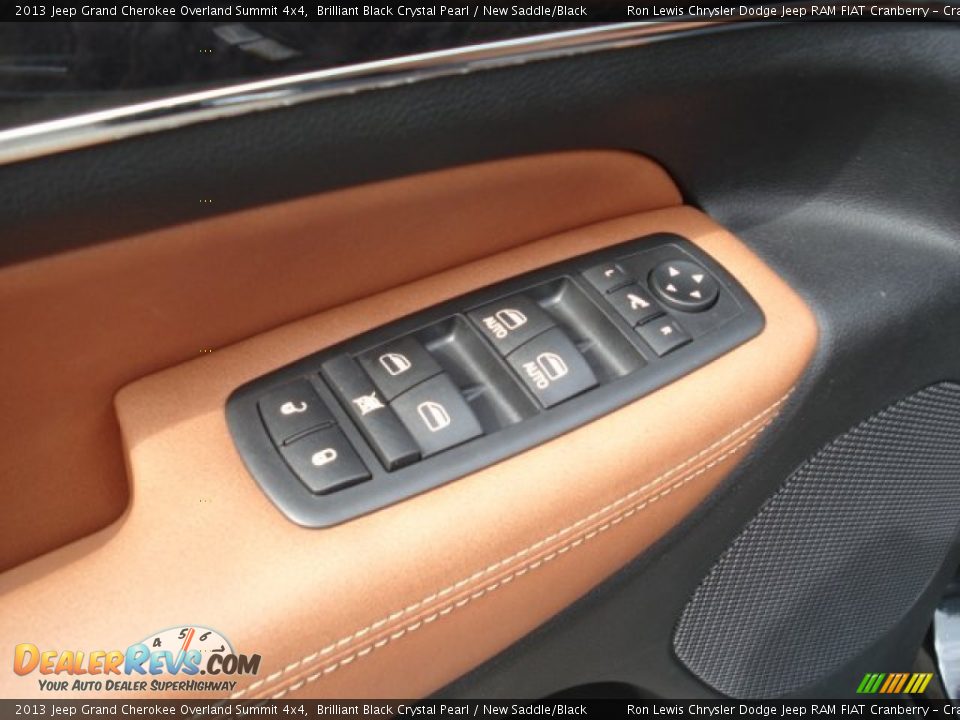 2013 Jeep Grand Cherokee Overland Summit 4x4 Brilliant Black Crystal Pearl / New Saddle/Black Photo #14