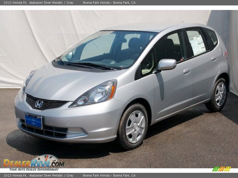 Front 3/4 View of 2013 Honda Fit  Photo #3