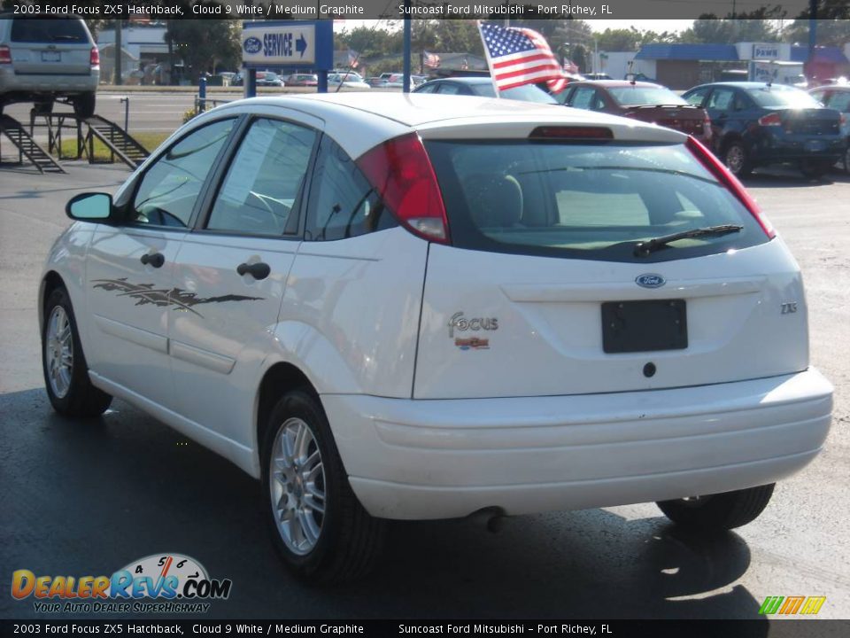 2003 Ford Focus ZX5 Hatchback Cloud 9 White / Medium Graphite Photo #5