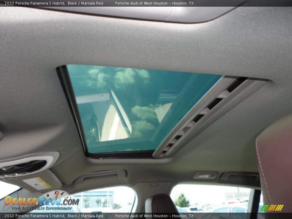 Sunroof of 2012 Porsche Panamera S Hybrid Photo #9