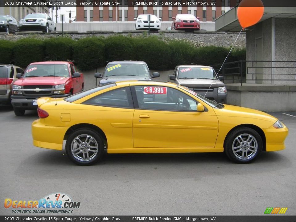 2003 Chevrolet Cavalier LS Sport Coupe Yellow / Graphite Gray Photo #7