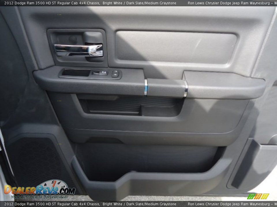 2012 Dodge Ram 3500 HD ST Regular Cab 4x4 Chassis Bright White / Dark Slate/Medium Graystone Photo #9