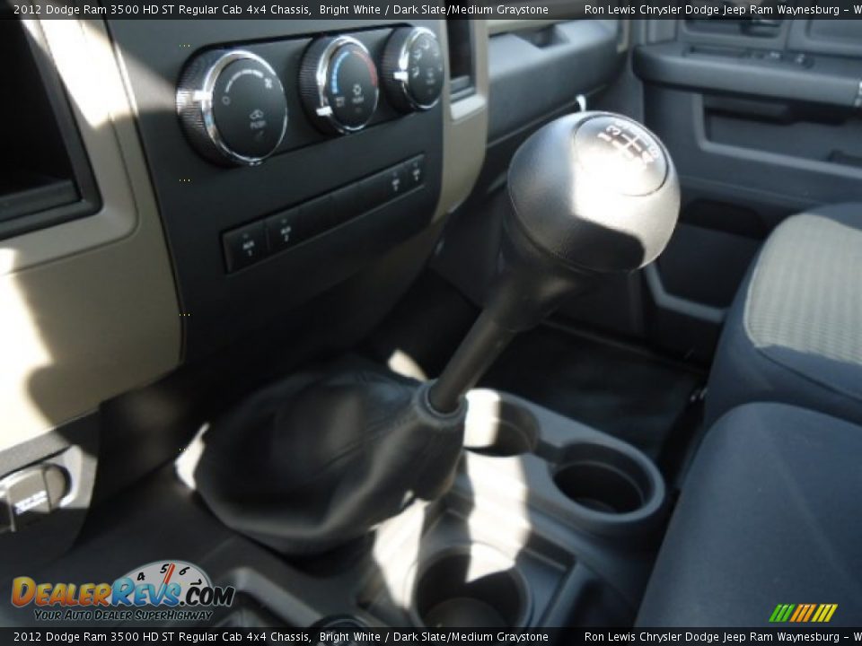 2012 Dodge Ram 3500 HD ST Regular Cab 4x4 Chassis Bright White / Dark Slate/Medium Graystone Photo #14