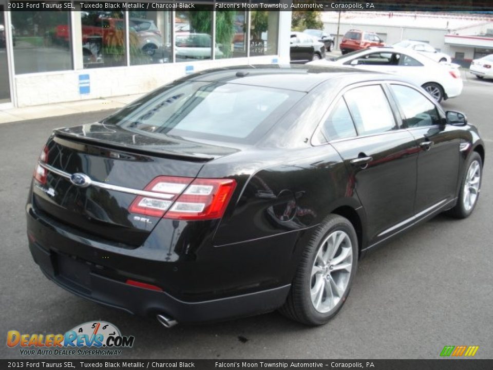 2013 Ford Taurus SEL Tuxedo Black Metallic / Charcoal Black Photo #8
